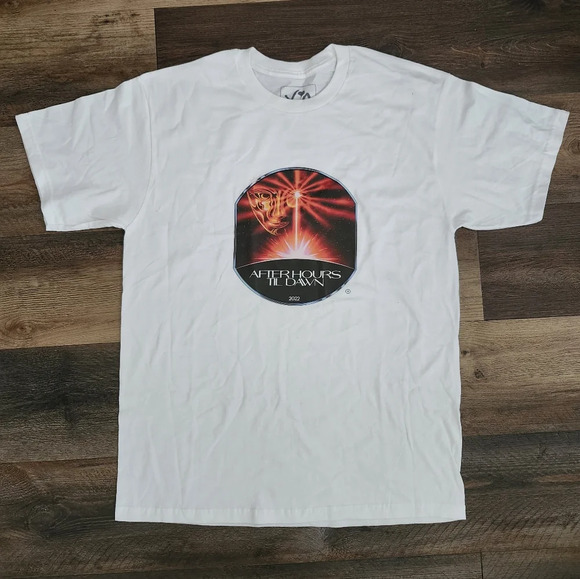NWOT The Weeknd After Hours Official Tour Merch L - Picture 1 of 7
